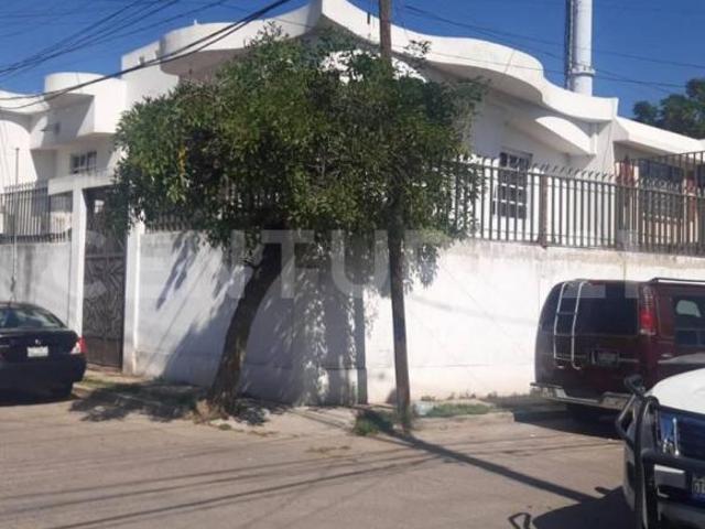 CASA EN VENTA COL. LA PRADERA GUANAJUATO