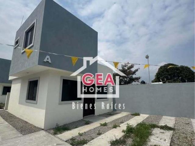 Casa en venta col. las flores altamira