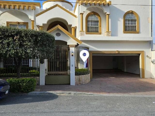 CASA EN VENTA COL. LAS FUENTES