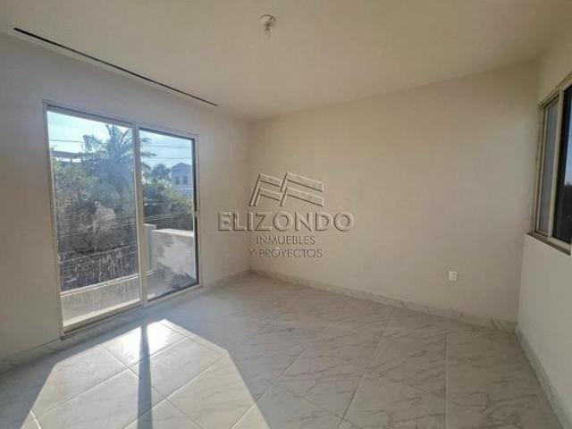 CASA EN VENTA COL. LOMA ALTA, JUNTO A HACIENDAS DE RUL $3&apos 300,000