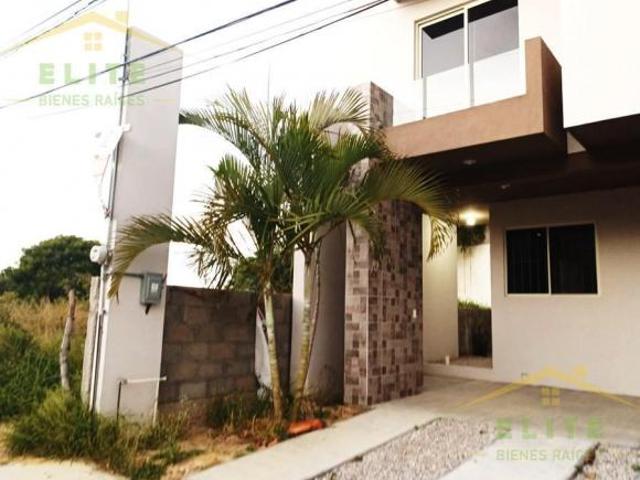 CASA EN VENTA COL. LOMA ALTA TAMPICO TAMPS