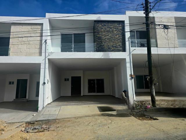 Casa en Venta Col. Loma del Gallo, Ciudad Madero Tamaulipas