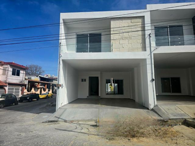 Casa en Venta Col. Loma del Gallo, Ciudad Madero Tamaulipas