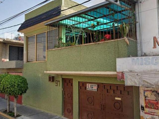 CASA EN VENTA COL METROPOLITANA 2DA. SECC. NEZAHUALCOYOTL MEX. LMB