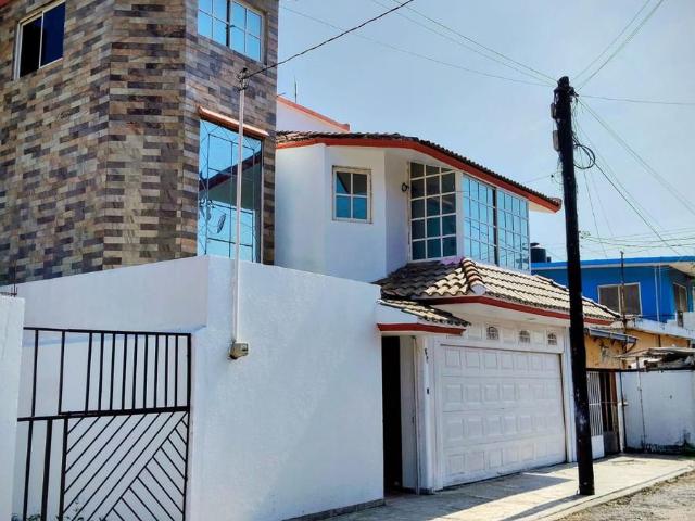Casa en venta Col. Miguel Alem?n, Veracruz, Ver