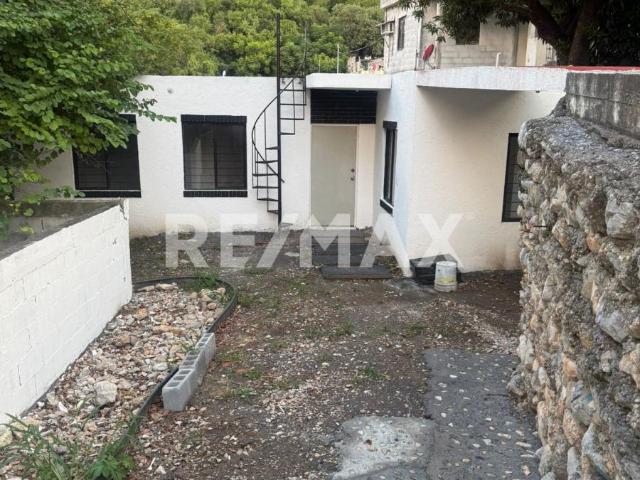 Casa en Venta – Col. Nuevo Almaguer, Guadalupe, N.L