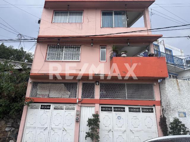 CASA EN VENTA COL. OLIMPICA A 15 MINUTOS DE INTERLOMAS