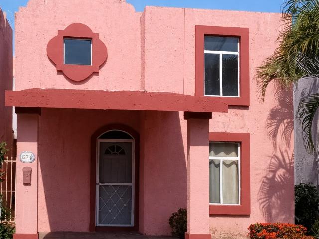 CASA EN VENTA | COL. PETROLERA – ZONA DORADA