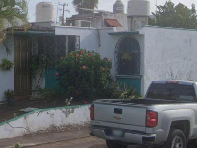 CASA EN VENTA, COL REAL CENTENARIO, VILLA DE ÁLVAREZ, COLIMA ¡REMATE BANCARIO!