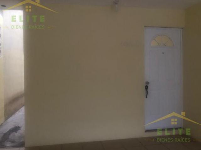 CASA EN VENTA COL. REVOLUCION VERDE
