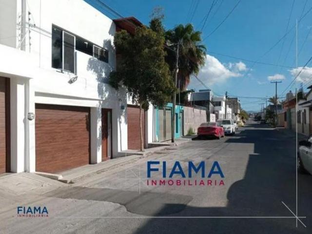 CASA EN VENTA COLONIA 15 DE MAYO, TEPIC, NAY. RS