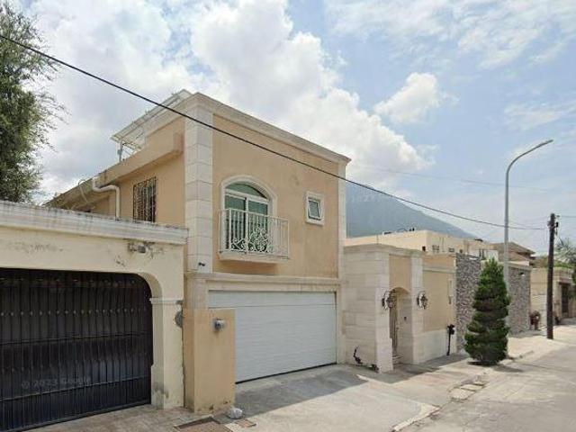 CASA EN VENTA COLONIA CONTRY POR REMATE, EXCELENTE OPORTUNIDAD!