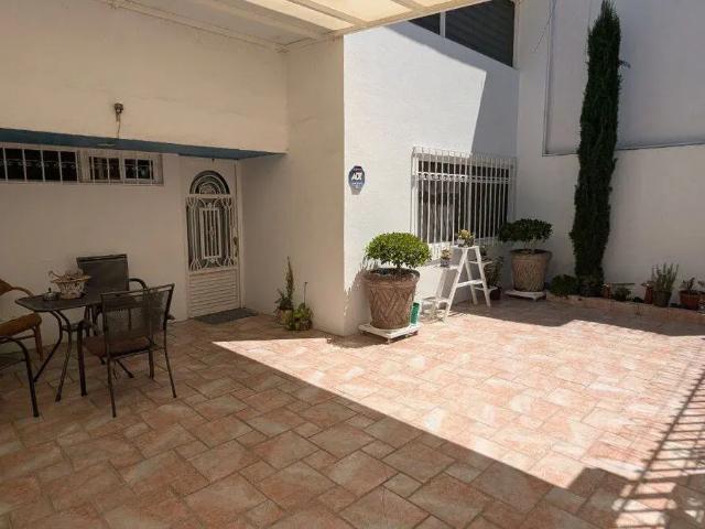 CASA EN VENTA, COLONIA CIMATARIO, QUERÉTARO