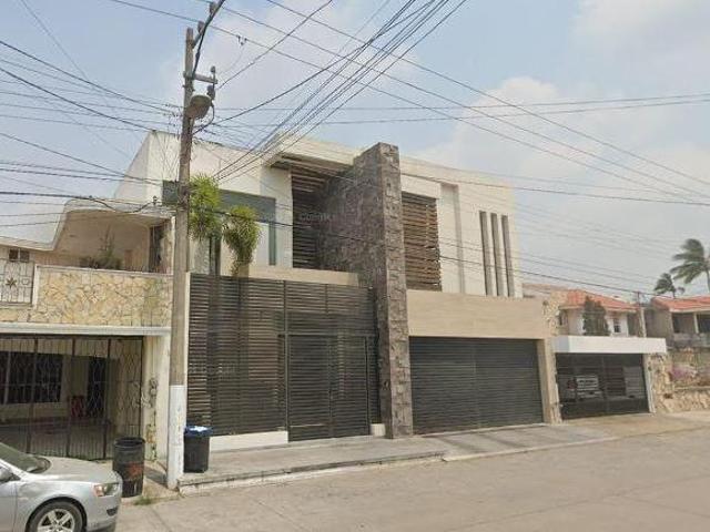CASA EN VENTA COLONIA AMPLIACIÓN UNIDAD NACIONAL POR REMATE, GRAN OPORTUNIDAD!