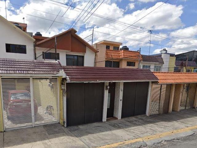 CASA EN VENTA COLONIA ARCOS DEL ALBA POR REMATE, EXCELENTE OPORTUNIDAD!