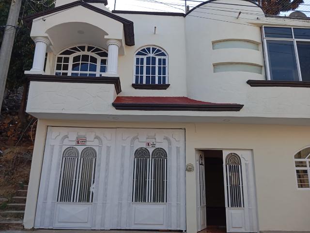 CASA EN VENTA COLONIA EMILIANO ZAPATA EN ZACAPU