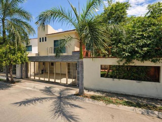 CASA EN VENTA COLONIA FOVISSSTE 100, FLUVIAL VALLARTA, PUERTO VALLARTA