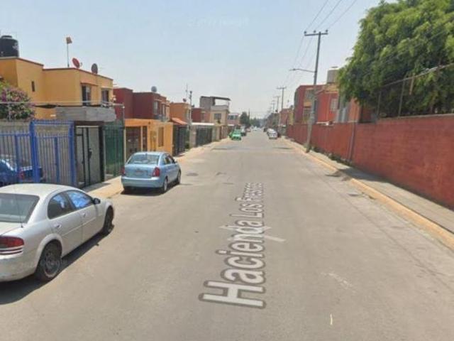 Casa en Venta, Colonia Hacienda Cuautitlán, por Remate, Excelente oportunidad de Inversión