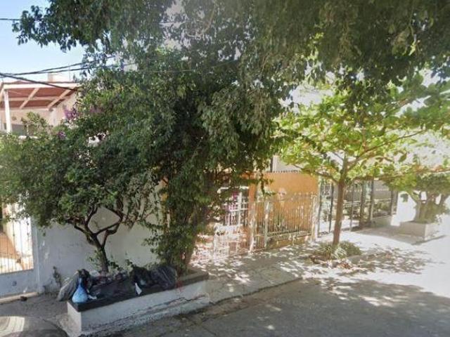 CASA EN VENTA COLONIA JARDINES DE LA PAZ POR REMATE, EXCELENTE OPORTUNIDAD!