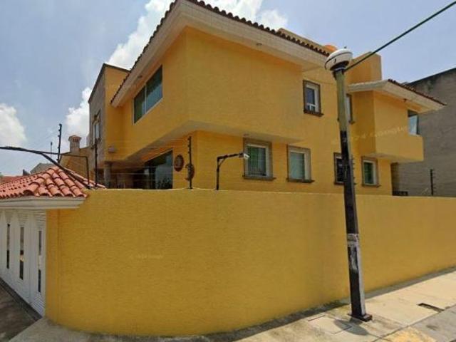 CASA EN VENTA COLONIA JARDINES DEL ALBA POR REMATE, EXCELENTE OPORTUNIDAD!