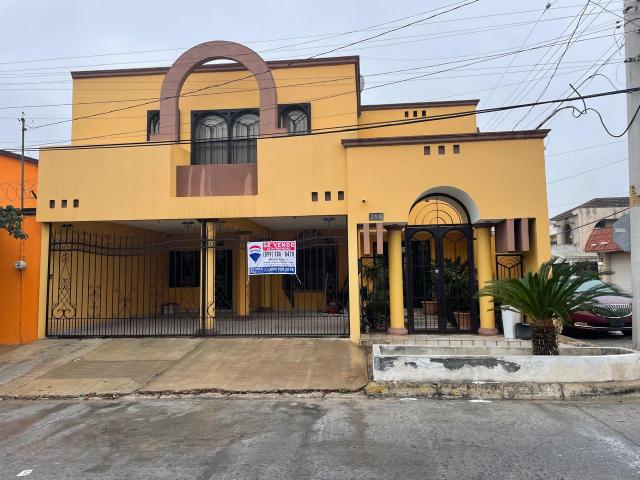 CASA EN VENTA COLONIA LAS FUENTES SECCION LOMAS