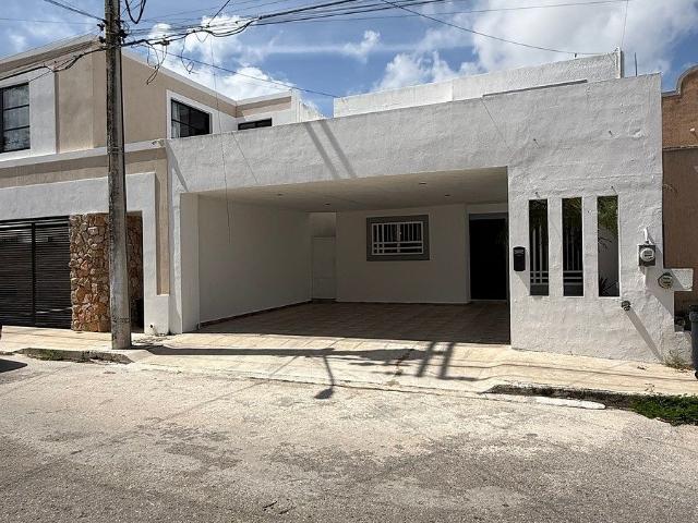 CASA EN VENTA COLONIA MONTECARLO, MÉRIDA, YUCATÁN