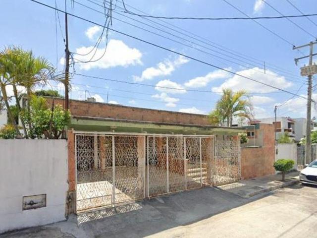 CASA EN VENTA COLONIA MONTEJO POR REMATE, EXCELENTE OPORTUNIDAD!