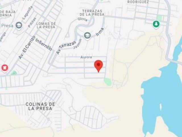 Casa en Venta. Colonia Terrazas de la Presa. Tijuana, Baja California