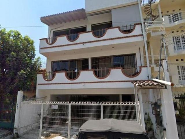 CASA EN VENTA COLONIA ZONA ROMANTICA POR REMATE, EXCELENTE OPORTUNIDAD!