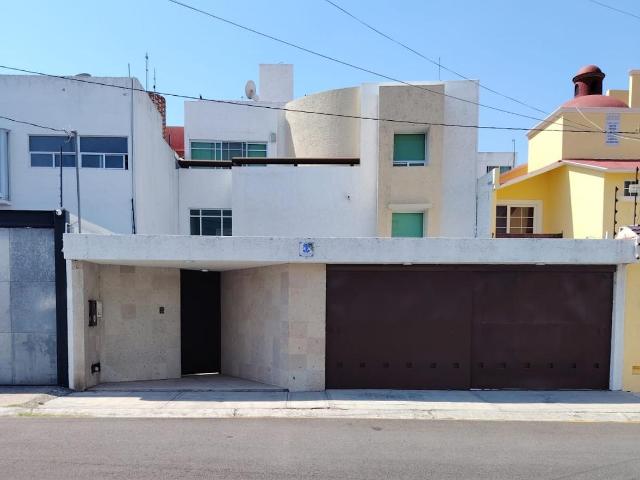 Casa en Venta Colinas del Cimatario, Queretaro