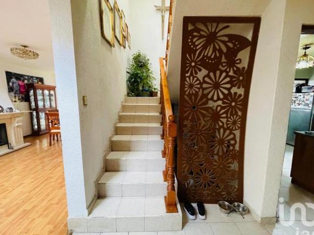 Casa en Venta, Colinas del Saltito, 4 Recamaras, 1 Planta Baja, Chimenea, Cúpula