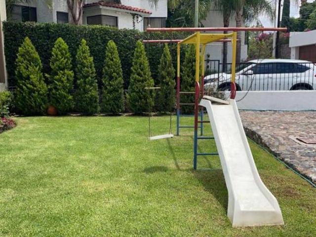 Casa en Venta con 4 recámaras en Balcones del Campestre