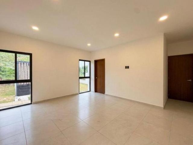 Casa en VENTA con 4 recámaras en Punta Tiburón