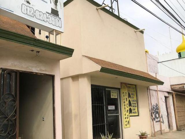 Casa en Venta con 2 locales en La Purísima, Guadalupe NL
