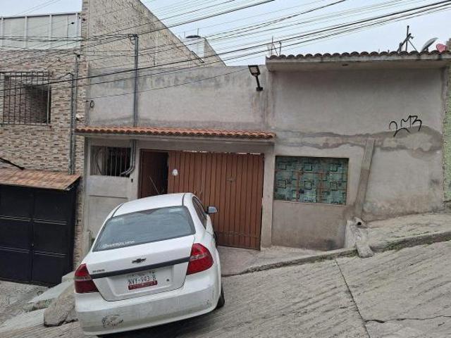 Casa en venta con 3 Departamentos en Col. Olímpica, Naucalpan, Edo Mex