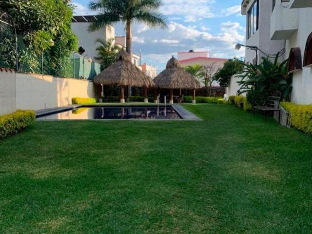 CASA EN VENTA CON 3 RECAMARAS EN EXCELENTE UBICACION