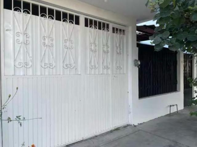 Casa en Venta Con 3 Recamaras | La Virgencita
