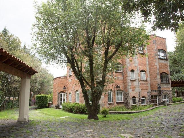 Casa en Venta con terrazas en San Buenaventura Tlalpan 4 rec?maras