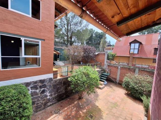 Casa en venta con terreno amplio en Villas del Sol Pátzcuaro