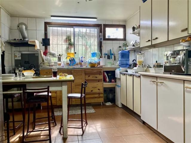 Casa en venta con terreno de 487 m2 en Centro de Talagante | 4 dormitorios por 6100.00 en Talagante