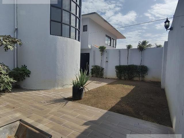 Casa en Venta con Terreno Excedente Fraccionamiento Puente Moreno