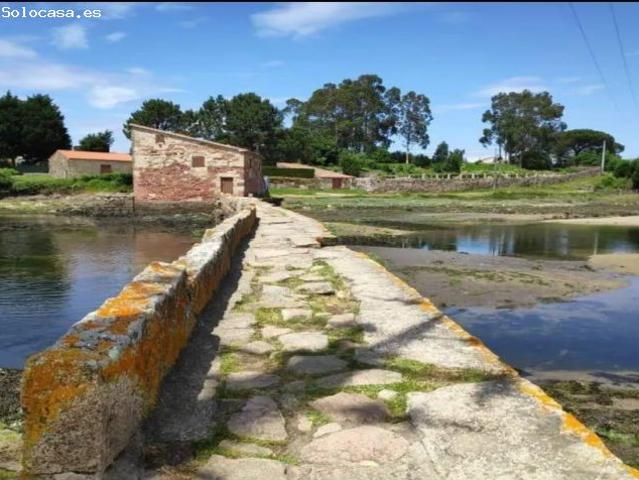 CASA EN VENTA CON TERRENO EN CAMBADOS