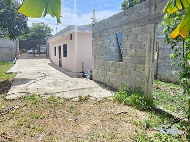 CASA EN VENTA CON TERRENO SOBRE CARRETERA VILLAHERMOSA NACAJUCA