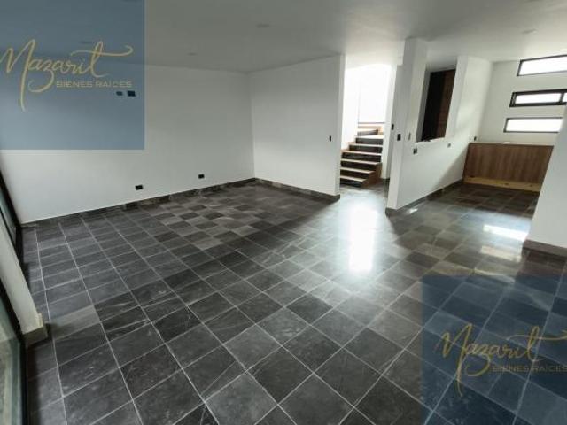 Casa en venta con tres recamaras y roof garden en Tlaxcala
