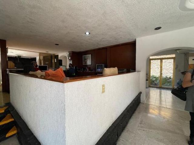 CASA EN VENTA CON USO DE SUELO EN TLALPAN