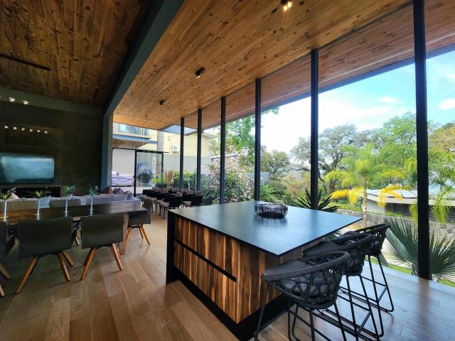 Casa en Venta con Vista al Lago en Av?ndaro