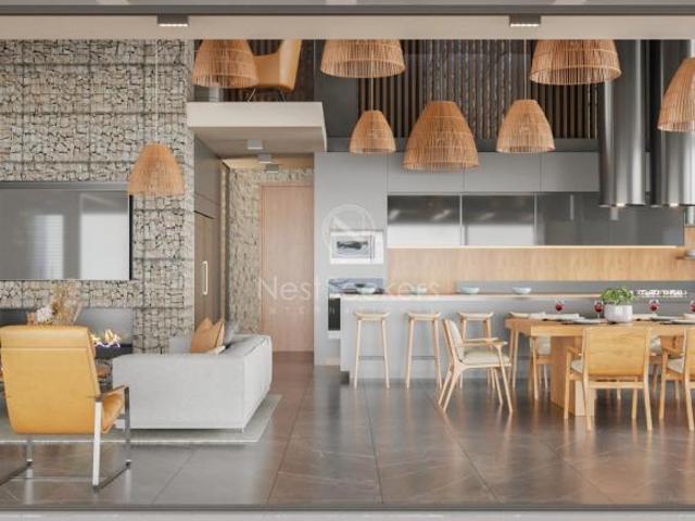 CASA EN VENTA CON VISTA AL LAGO EN VALLE DE BRAVO