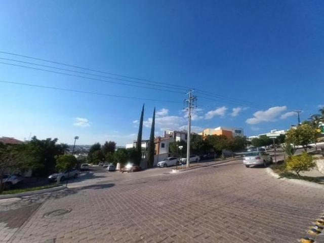 Casa en Venta con Vista Espectacular – Arboledas del Parque, Querétaro