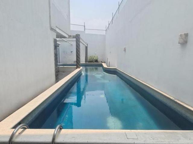 Casa en venta con Alberca Col. Ortiz Rubio
