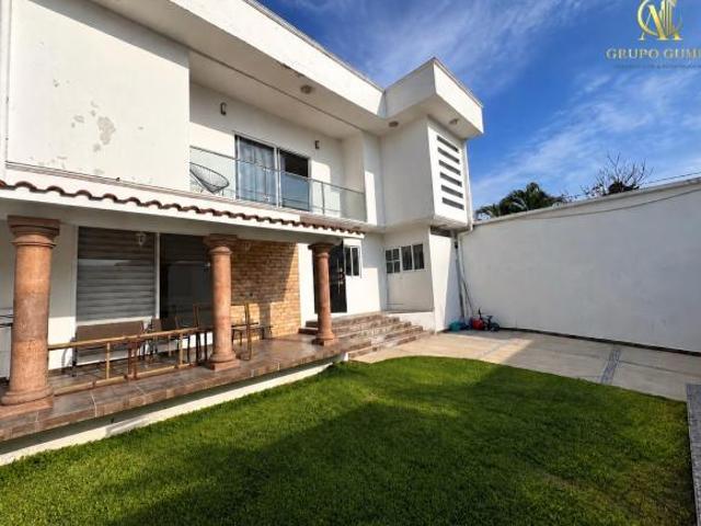 Casa en venta con alberca en San Carlos, Yautepec, 3 recámaras